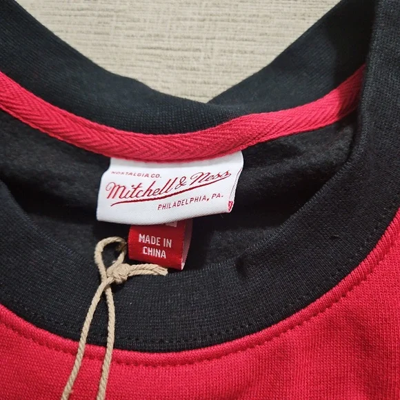 San Francisco Mitchell And Ness 49ers Red and Black Crewneck. NWT. - Picture 6 of 7